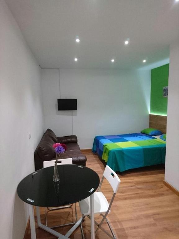 Apartamentos Econostay Chueca Madrid Exterior foto